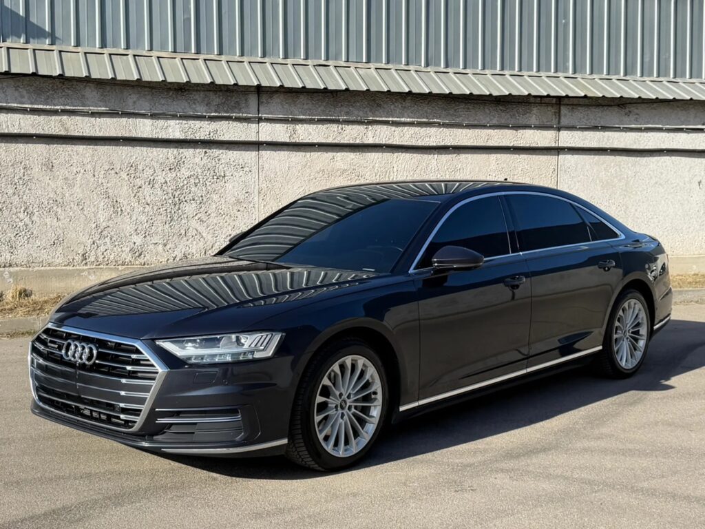 Audi A8 S-Line